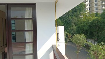 Balcony in 5 BHK Villa at Vipul Tatvam Villas, Sector 48 – for Rent