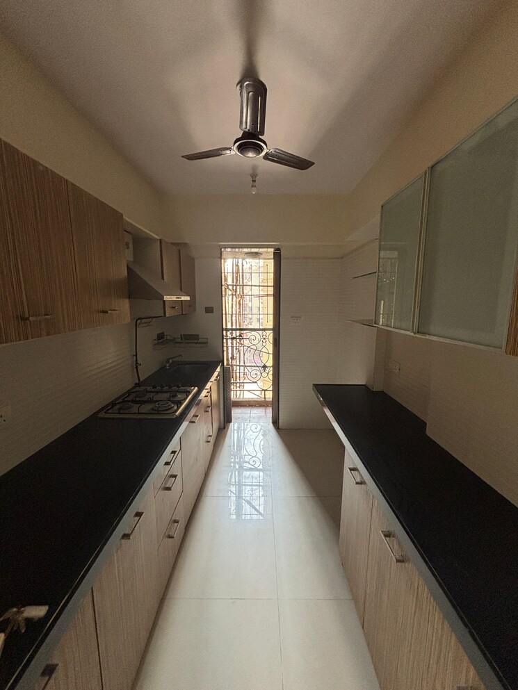 undefined, lake-primrose 2 Bedroom 970 Sq.Ft. Apartment In Powai Mumbai 9781705