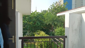 Balcony in 5 BHK Villa at Vipul Tatvam Villas, Sector 48 – for Rent