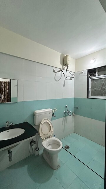 2 BHK Apartment For Sale in Kolte Patil City Avenue, Wakad