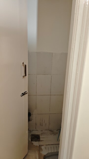 Bathroom in 3 BHK Apartment at Shiv Sai Ozone Park, Sector 86 – for Sale