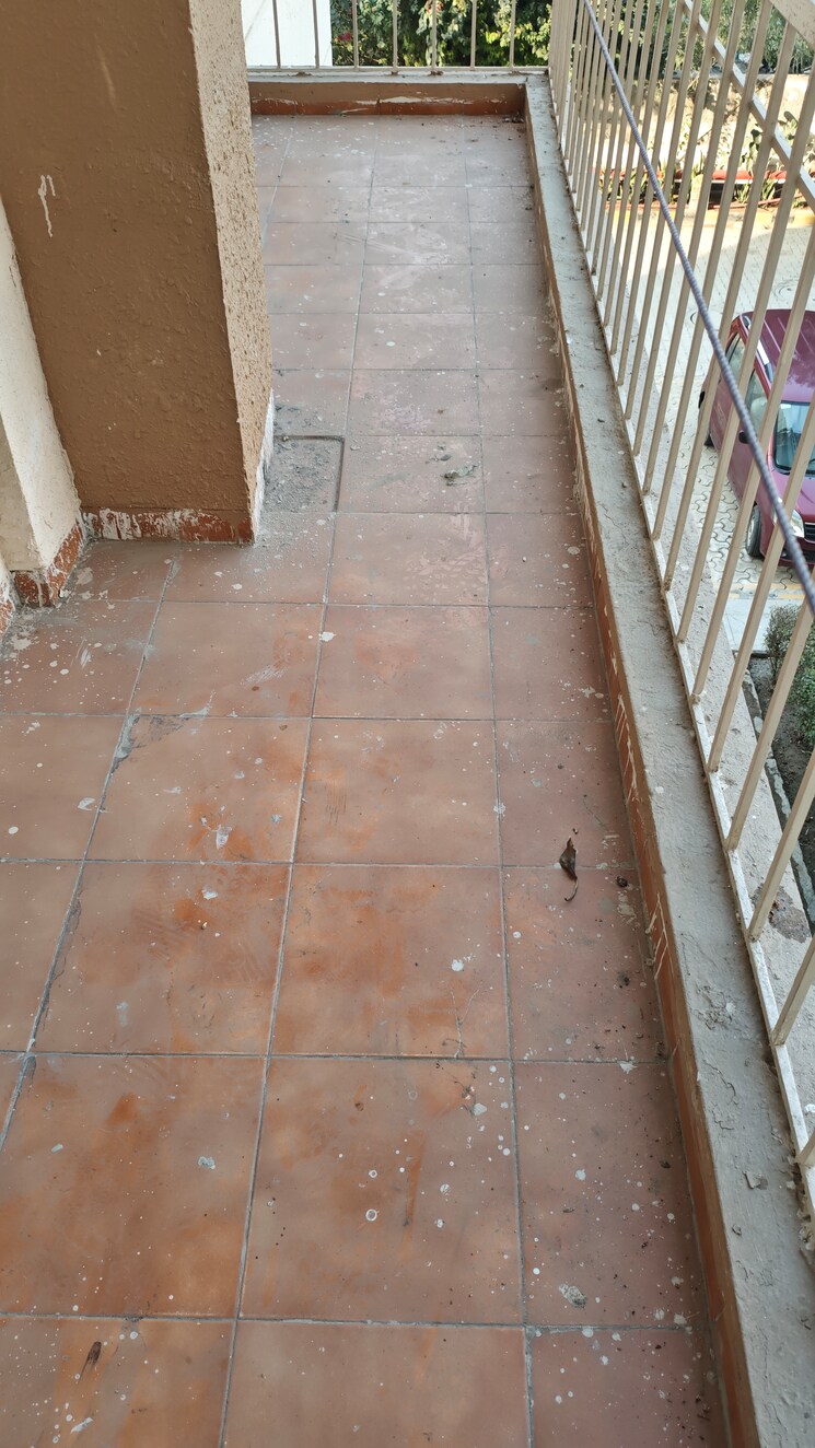 Balcony, shiv-sai-ozone-park 3 Bedroom 1795 Sq.Ft. Apartment In Sector 86 Faridabad 9781763