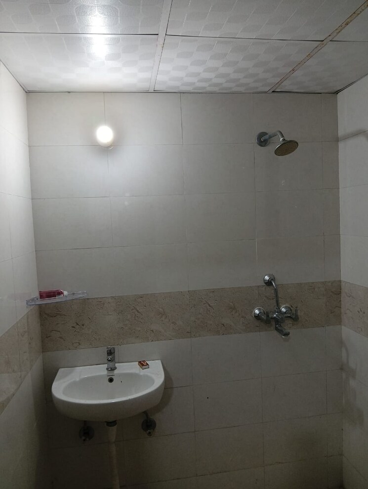 Bathroom, km-residency 2 Bedroom 1050 Sq.Ft. Apartment In Raj Nagar Extension Ghaziabad 9781835