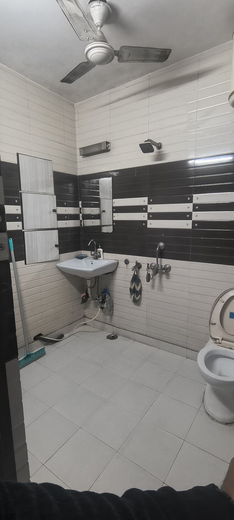 undefined, malviya nagar 2 Bedroom 900 Sq.Ft. Builder Floor In Malviya Nagar Delhi 9781848