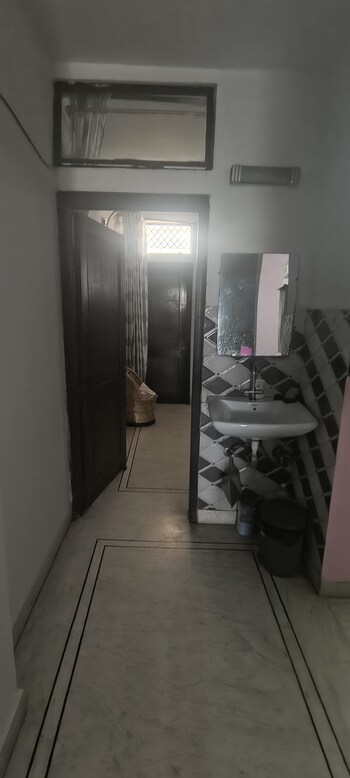 2 BHK Builder Floor for Rent in Malviya Nagar, Delhi