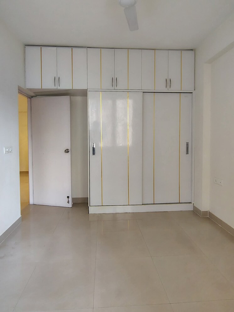 Room, sare-home 3 Bedroom 1326 Sq.Ft. Apartment In Sector 92 Gurgaon 9781879