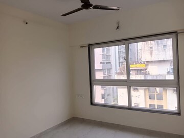 Room in 1 BHK Apartment at Aashna Samadhan, Goregaon West – for Rent