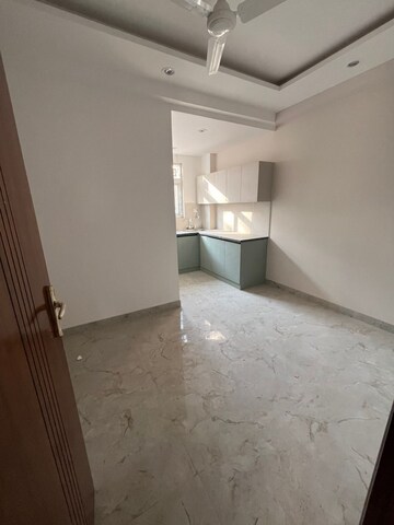 Room in 3 BHK Apartment at Tulip Orange, Sector 70 – for Rent
