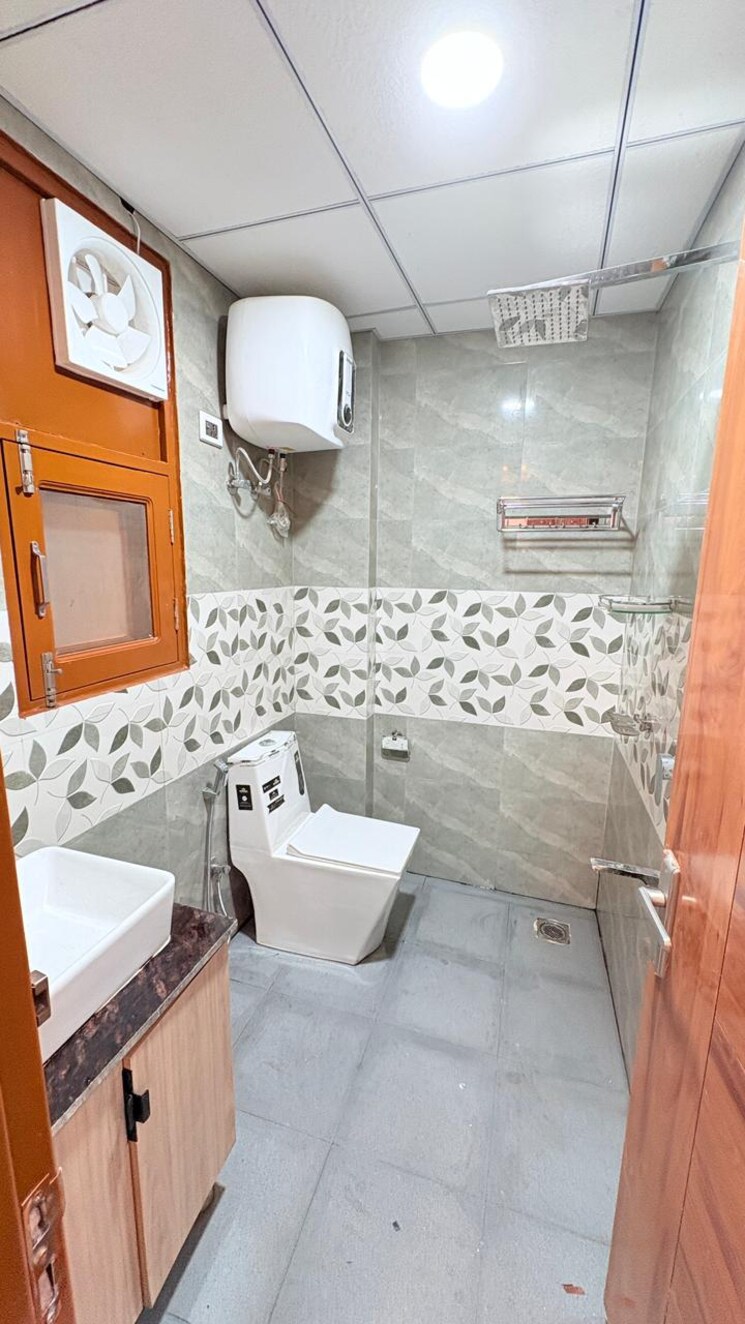 Master Bedroom, ameya-one 2 Bedroom 1200 Sq.Ft. Builder Floor In Sector 42 Gurgaon 9782069