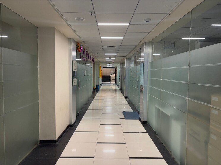 undefined, suratwala-mark-plazzo Commercial Office Space 746 Sq.Ft. In Hinjewadi Pune 9782075