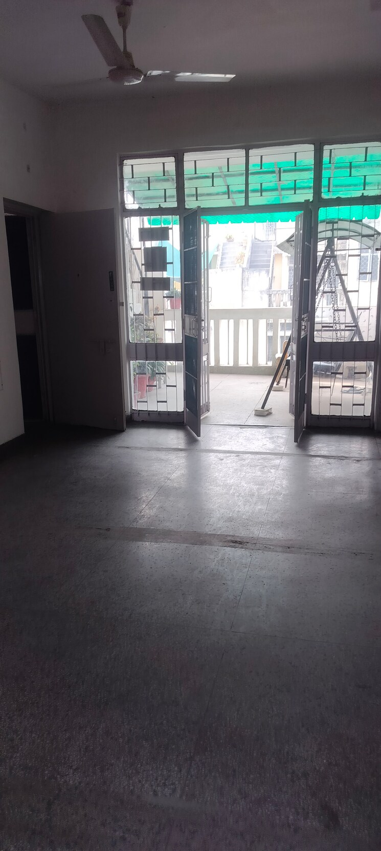 Cover Image, janakpuri 2 Bedroom 1000 Sq.Ft. Apartment In Janakpuri Delhi 9782108