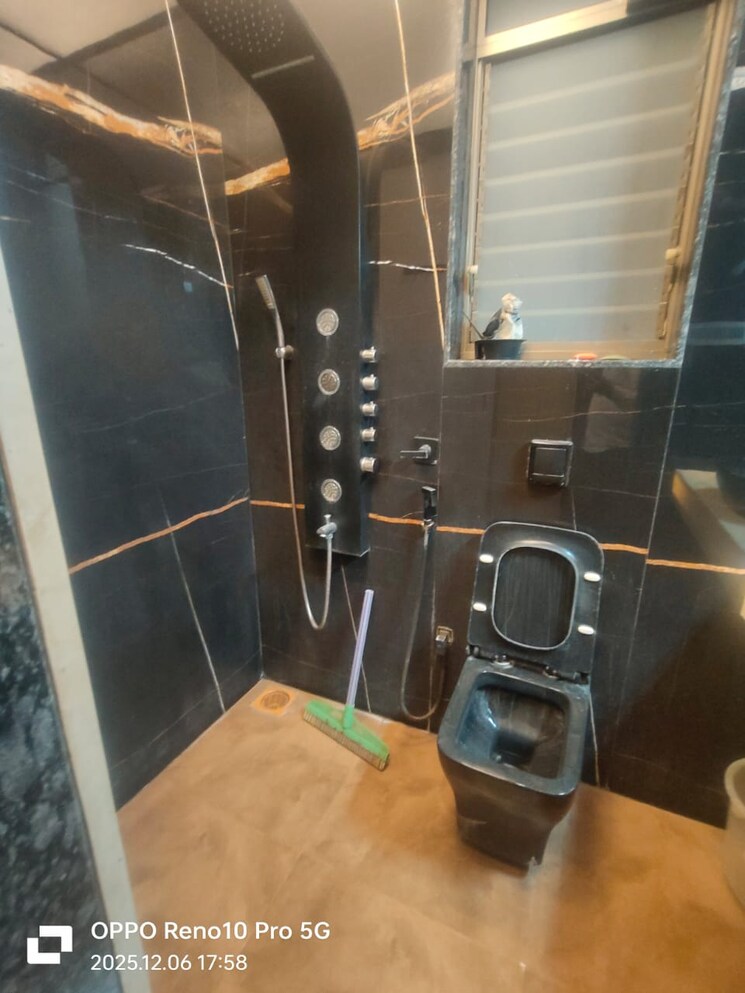 Bathroom, lake-florence 2 Bedroom 910 Sq.Ft. Apartment In Powai Mumbai 9782720