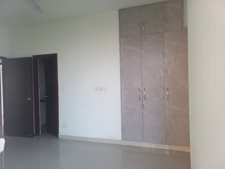 Room, mahagun-mirabella 3 Bedroom 1730 Sq.Ft. Apartment In Sector 79 Noida 9782753