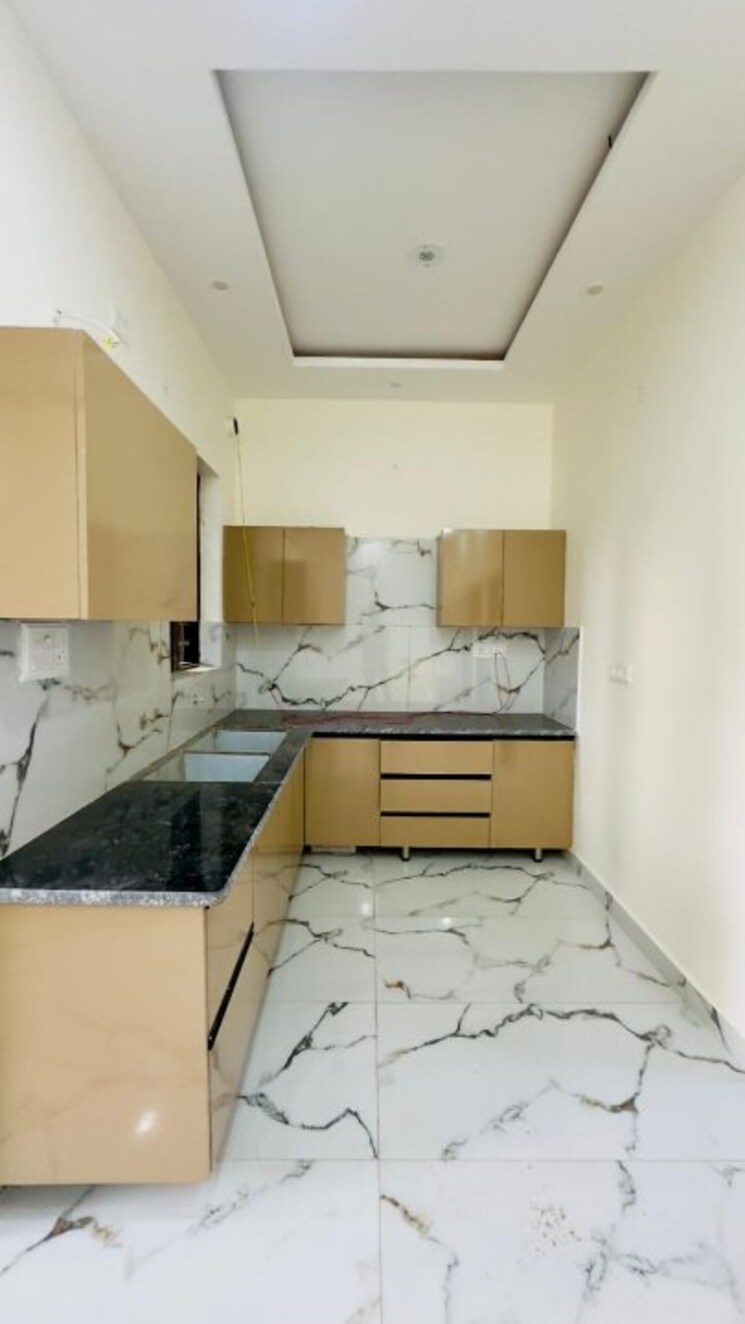 Kitchen, kharar landran road 2 Bedroom 110 Sq.Yd. Apartment In Kharar Landran Road Mohali 9782726