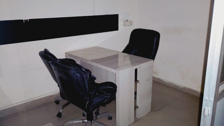Team Area, sector 63 Commercial Office Space 300 Sq.Ft. In Sector 63 Noida 9783121