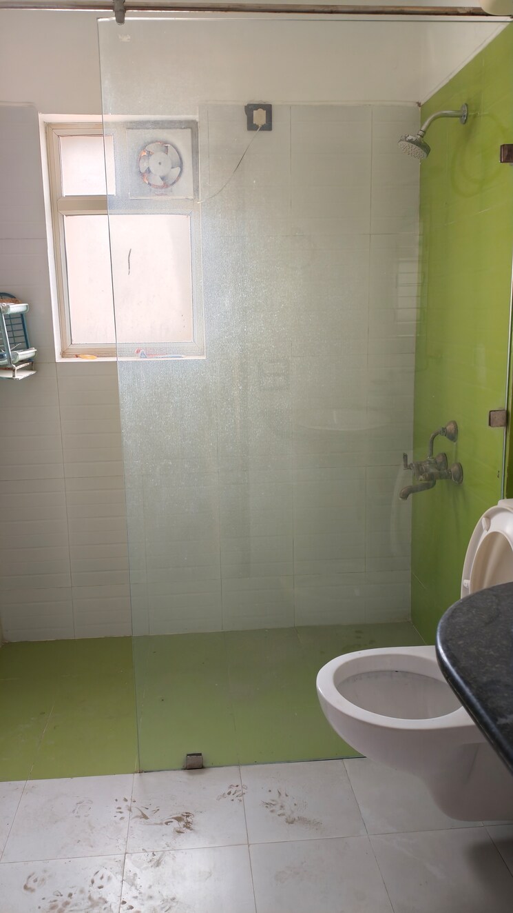 Bathroom, tarang-orchid 3 Bedroom 1950 Sq.Ft. Apartment In Sector 28 Faridabad 9783181