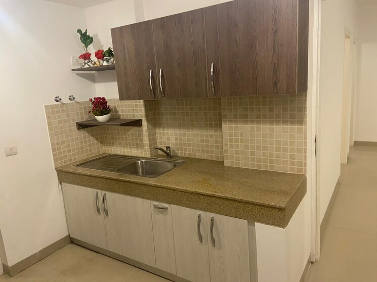 Bathroom, emaar-gurgaon-greens 3.5 Bedroom 1650 Sq.Ft. Apartment In Sector 102 Gurgaon 9783922