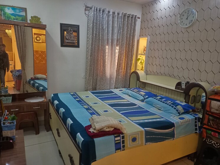 Bedroom, tomar colony 3 Bedroom 900 Sq.Ft. Apartment In Tomar Colony Delhi 9783925