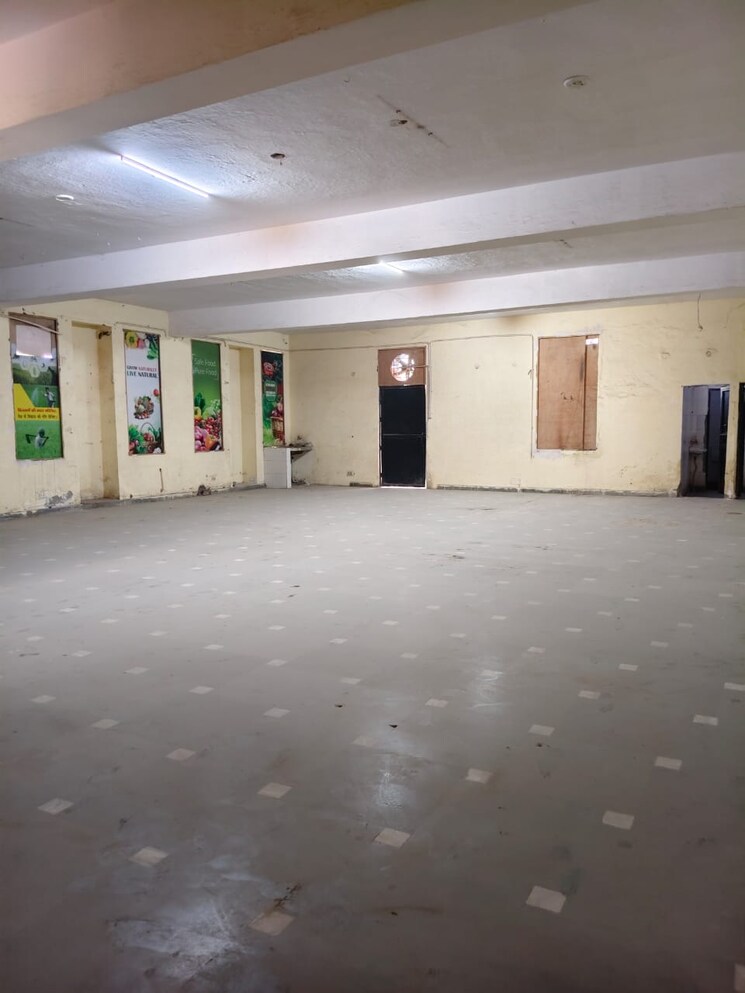 Cover Image, sector 63 Commercial Office Space 3000 Sq.Ft. In Sector 63 Noida 9784171