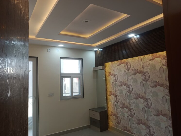 Room, sant nagar 3 Bedroom 1035 Sq.Ft. Apartment In Sant Nagar Delhi 9784204