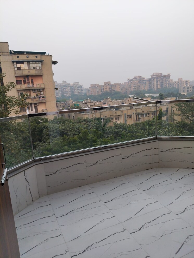 Balcony, sector 10 dwarka 4 Bedroom 1800 Sq.Ft. Apartment In Sector 10 Dwarka Delhi 9784294