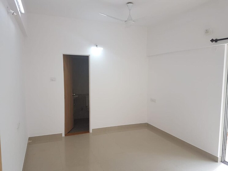 Room, kumar-primavera 2 Bedroom 823 Sq.Ft. Apartment In Wadgaon Sheri Pune 9784401