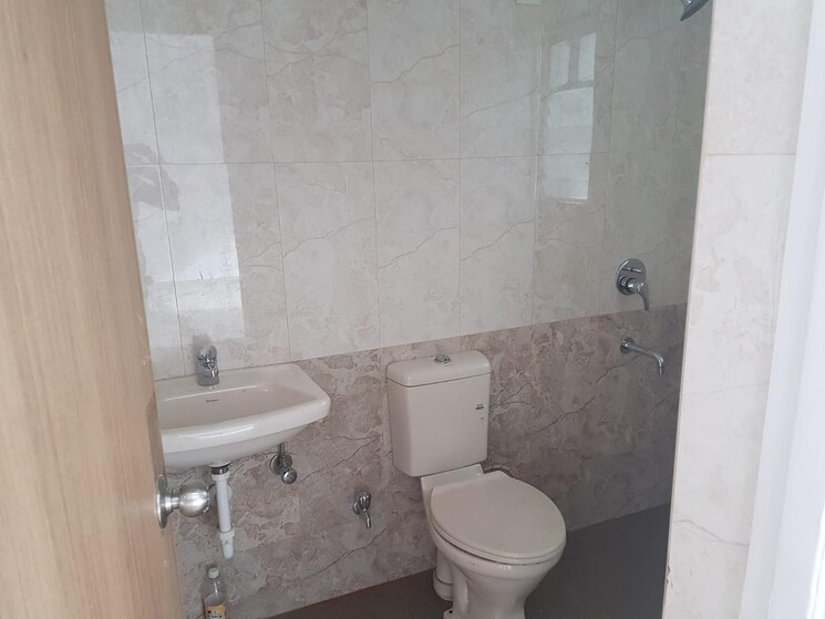 Bathroom, kumar-primavera 2 Bedroom 823 Sq.Ft. Apartment In Wadgaon Sheri Pune 9784401