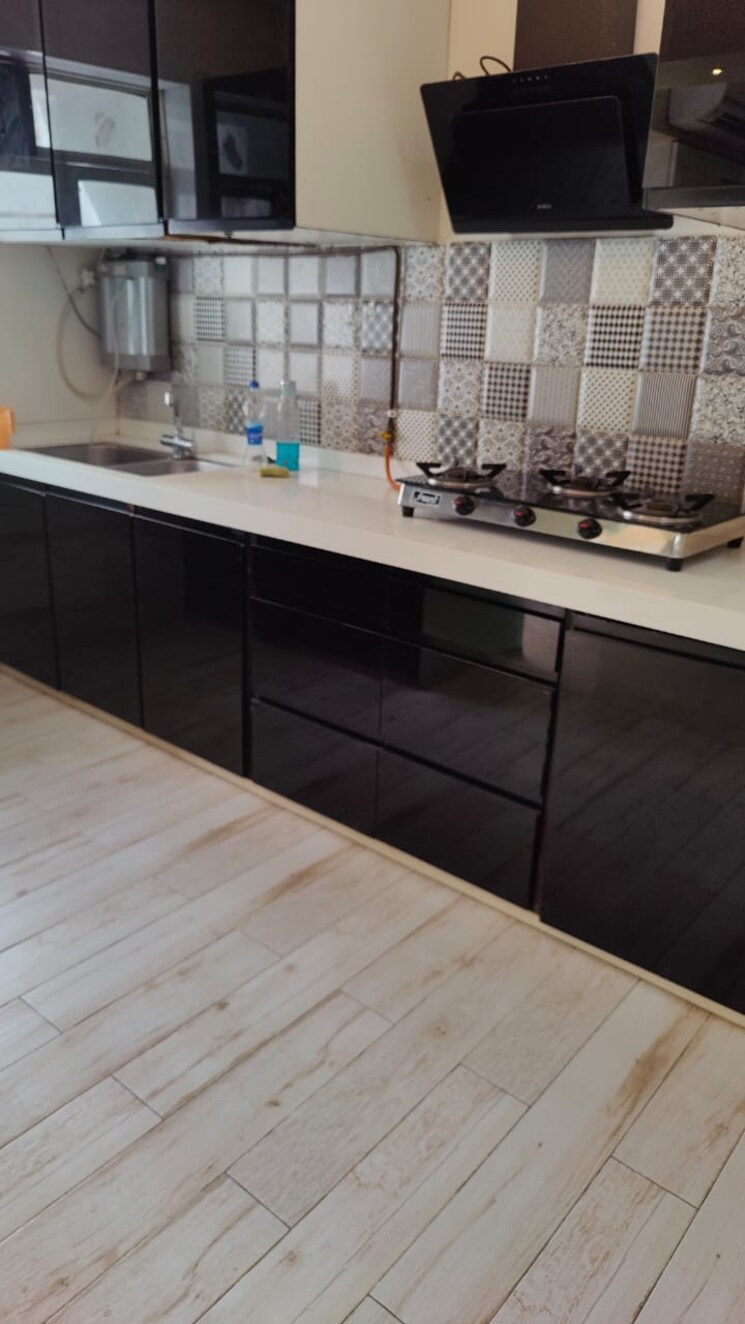 Kitchen, hiranandani-garden-brentwood 3 Bedroom 1100 Sq.Ft. Apartment In Powai Mumbai 9784644