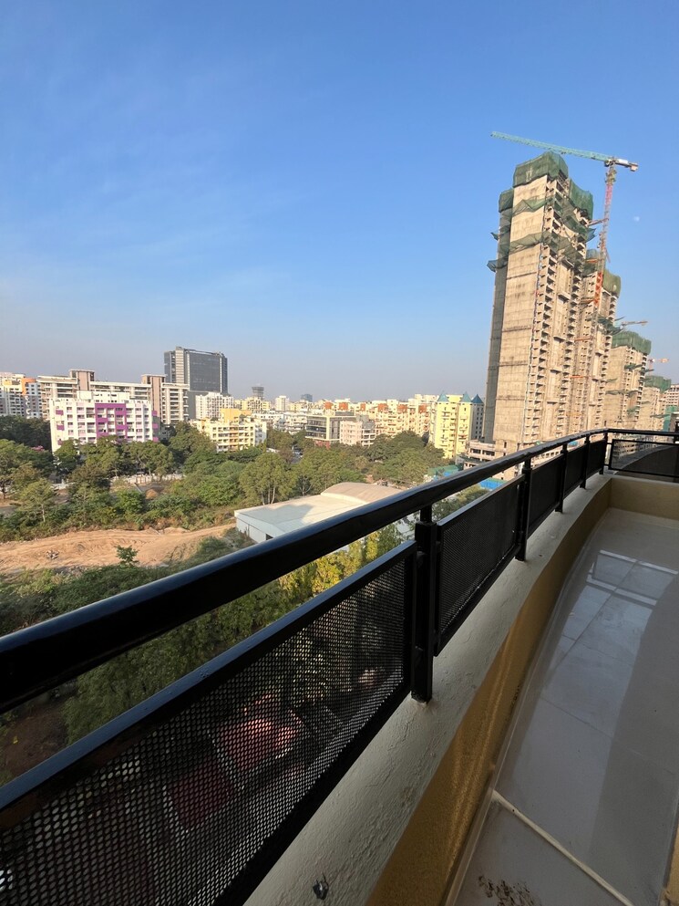 Balcony, kul-buena-vista 4 Bedroom 2900 Sq.Ft. Apartment In Pashan Pune 9784654
