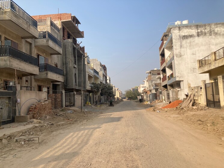 Exterior View, gaur-yamuna-city-32nd-park-view  150 Sq.Yd. Plot In Gaur Yamuna City Greater Noida 9784688