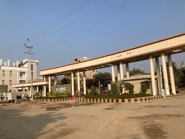 Exterior View, gaur-yamuna-city-32nd-park-view  150 Sq.Yd. Plot In Gaur Yamuna City Greater Noida 9784688