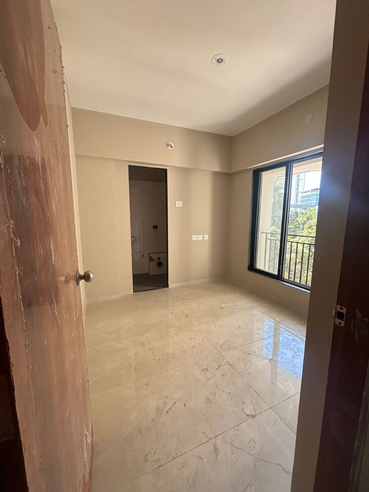 Room, raunak-unnathi-woods-phase-4-and-5 1 Bedroom 390 Sq.Ft. Apartment In Ghodbunder Road Thane 9785541