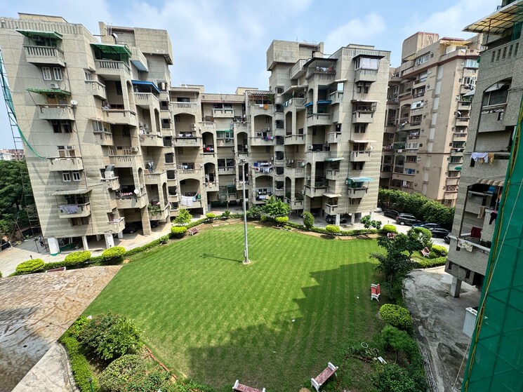 Cover Image, sector 4 dwarka 3 Bedroom 1500 Sq.Ft. Apartment In Sector 4 Dwarka Delhi 9785690