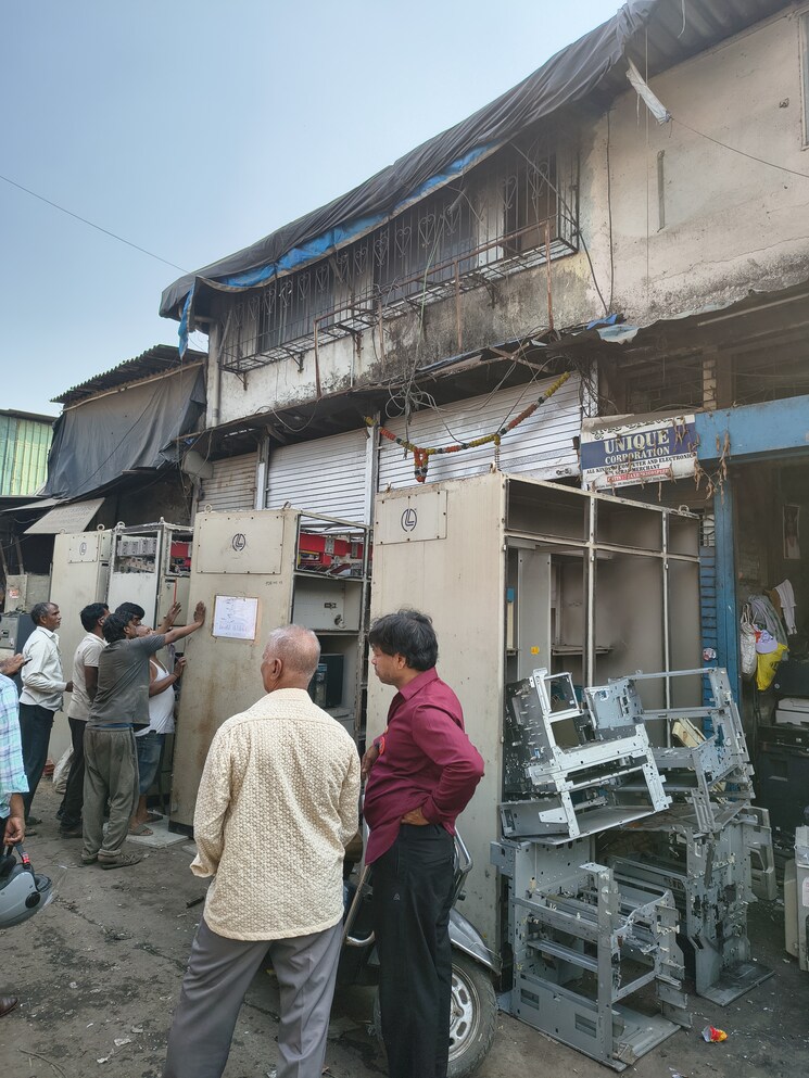 Exterior View, kurla west Commercial Warehouse 1000 Sq.Yd. In Kurla West Mumbai 9785849