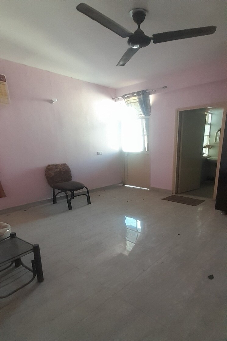 Living Room, signature-global-solera-2 2 Bedroom 635 Sq.Ft. Apartment In Sector 107 Gurgaon 9786048