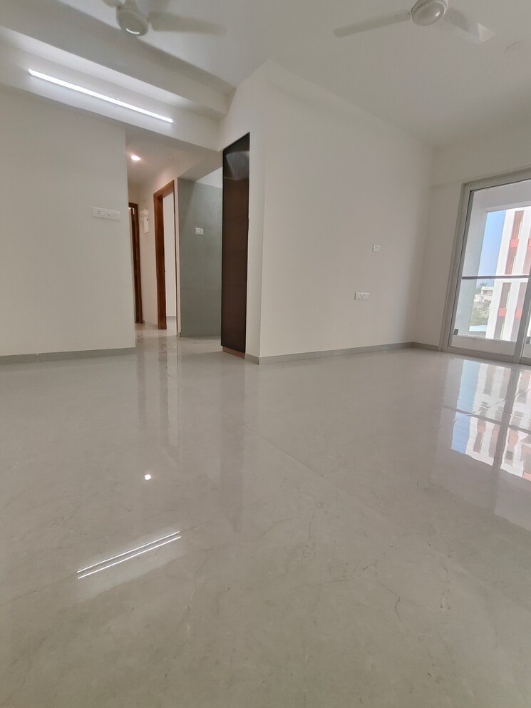 Cover Image, vasai west 2 Bedroom 715 Sq.Ft. Apartment In Vasai West Palghar 9785981