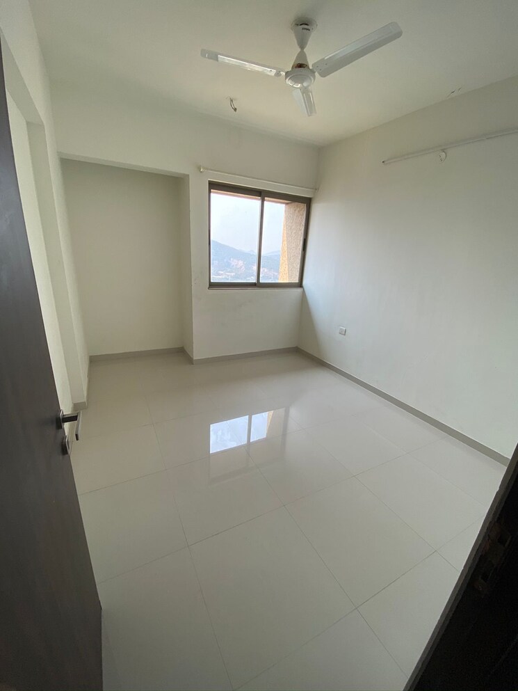 Room, raunak-unnathi-woods-phase-7-a-and-b 1 Bedroom 388 Sq.Ft. Apartment In Ghodbunder Road Thane 9786141