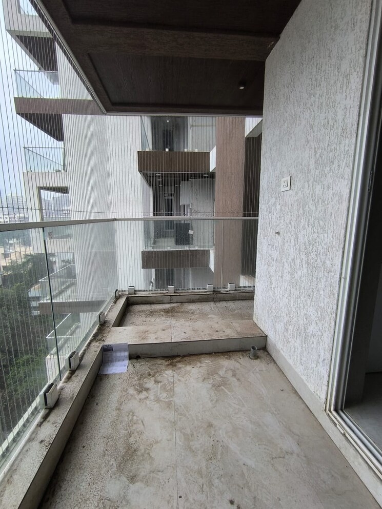 Balcony, shreenathji-celestial-heights 2.5 Bedroom 780 Sq.Ft. Apartment In Malad West Mumbai 9786152