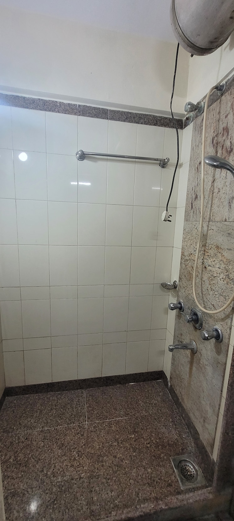 Bathroom, kalpataru-siddhachal-ii 1 Bedroom 595 Sq.Ft. Apartment In Kapur Bawdi Thane 9786357