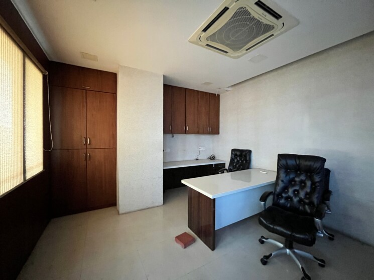 Cover Image, 360-degree-business-park Commercial Office Space 470 Sq.Ft. In Kamgar Colony Mumbai 9786426