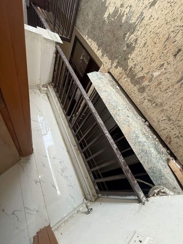 Balcony, chattarpur 2 Bedroom 700 Sq.Ft. Builder Floor In Chattarpur Delhi 9786436