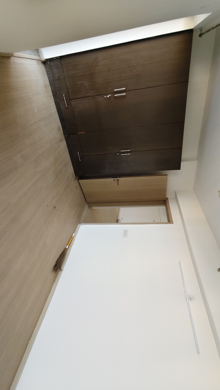 Room, dlf-new-town-heights-i 4 Bedroom 2727 Sq.Ft. Apartment In Sector 90 Gurgaon 9786427