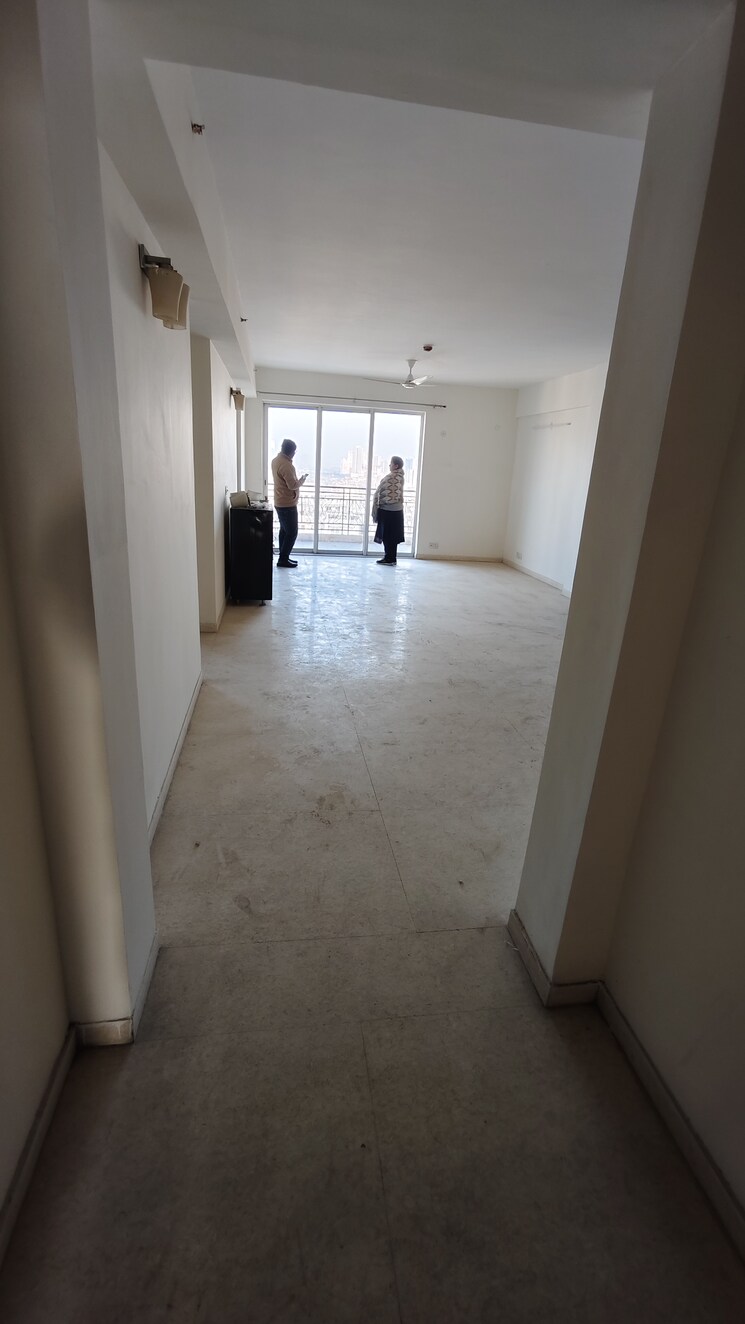 Room, dlf-new-town-heights-i 4 Bedroom 2727 Sq.Ft. Apartment In Sector 90 Gurgaon 9786427