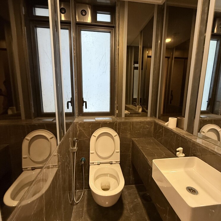 Team Area, lodha-the-park 4 Bedroom 1680 Sq.Ft. Apartment In Century Mills Mumbai 9786597