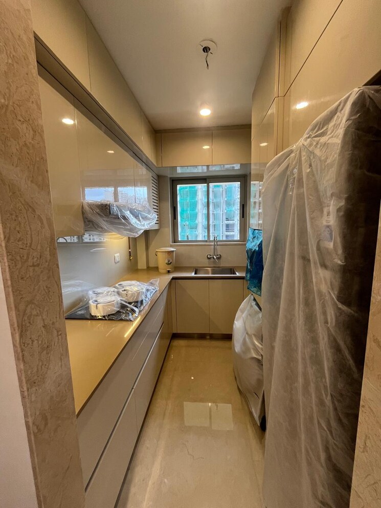 Kitchen, hiranandani-highland 2 Bedroom 900 Sq.Ft. Apartment In Powai Mumbai 9786580