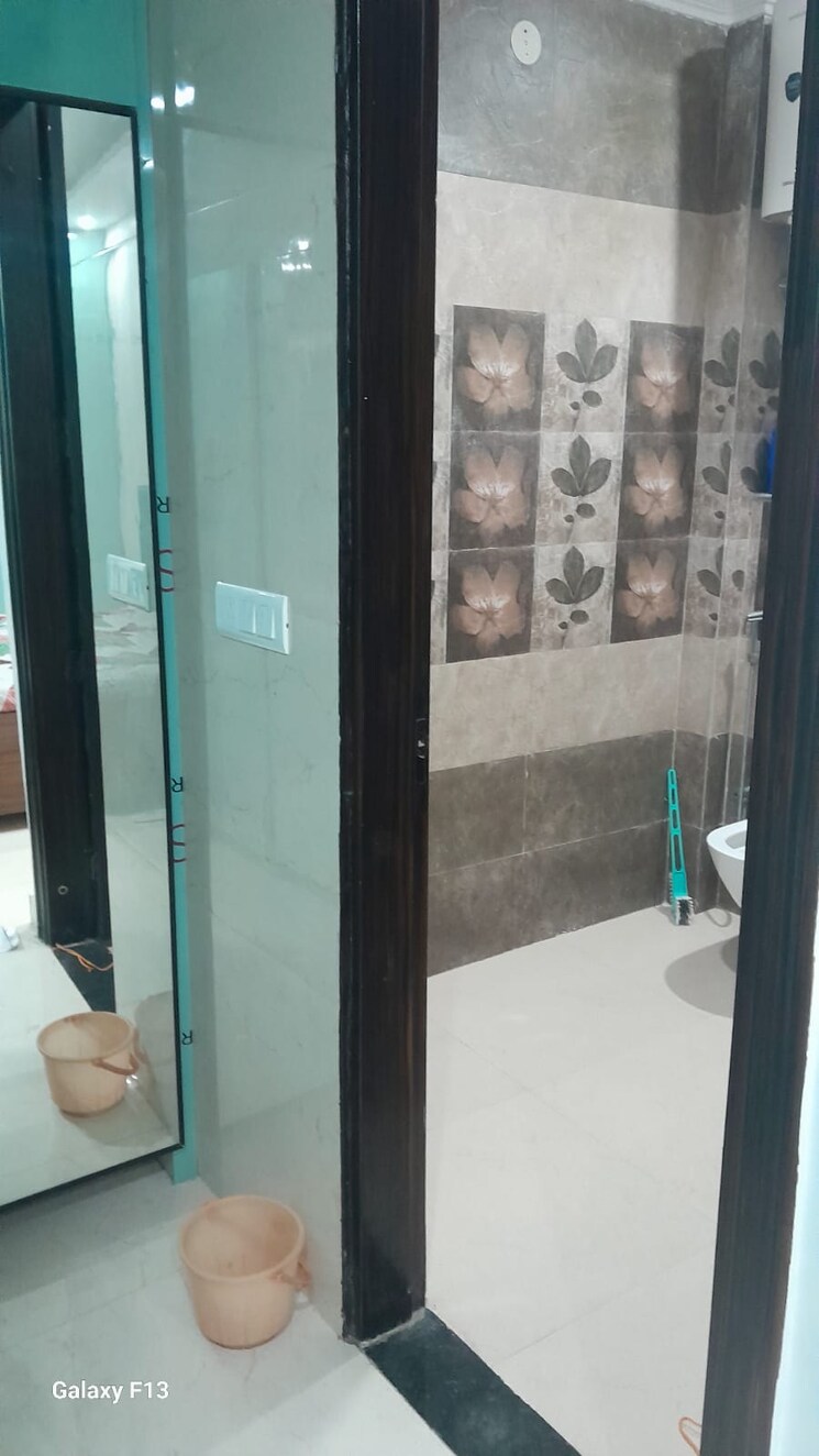 undefined, sector 8 dwarka 3 Bedroom 1900 Sq.Ft. Builder Floor In Sector 8 Dwarka Delhi 9786861