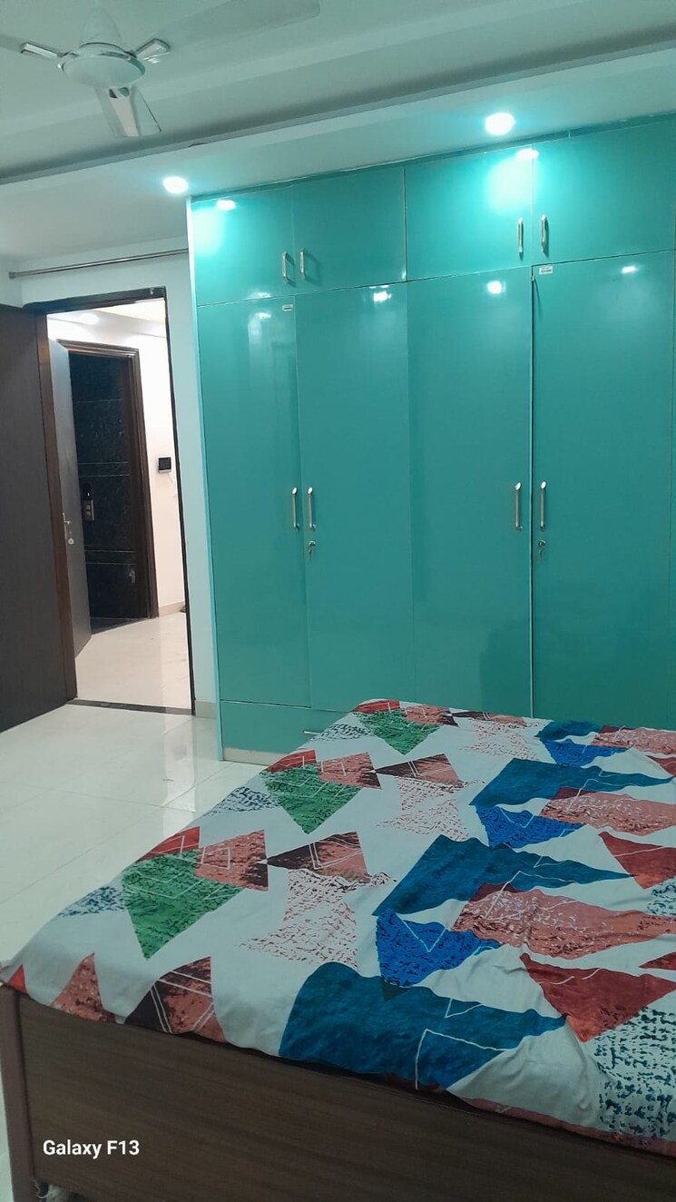 Bedroom, sector 8 dwarka 3 Bedroom 1900 Sq.Ft. Builder Floor In Sector 8 Dwarka Delhi 9786861