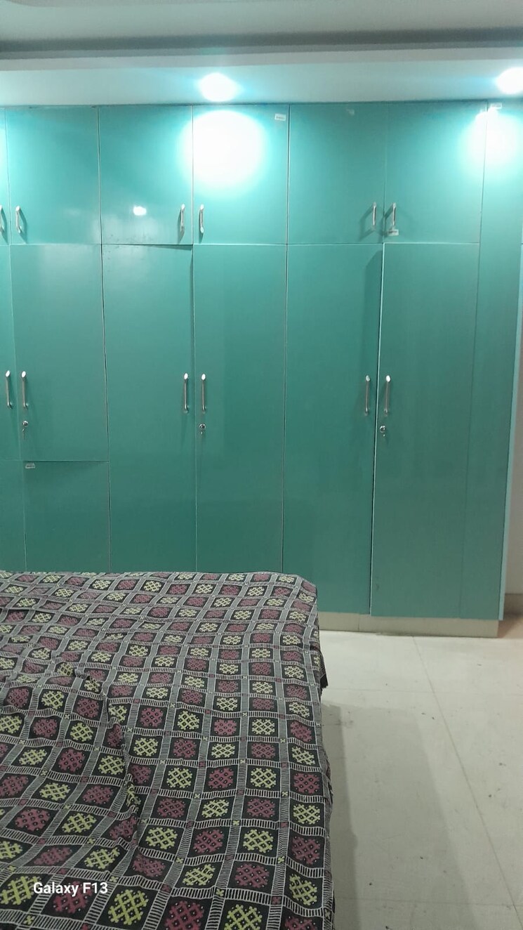 Bedroom, sector 8 dwarka 3 Bedroom 1900 Sq.Ft. Builder Floor In Sector 8 Dwarka Delhi 9786861