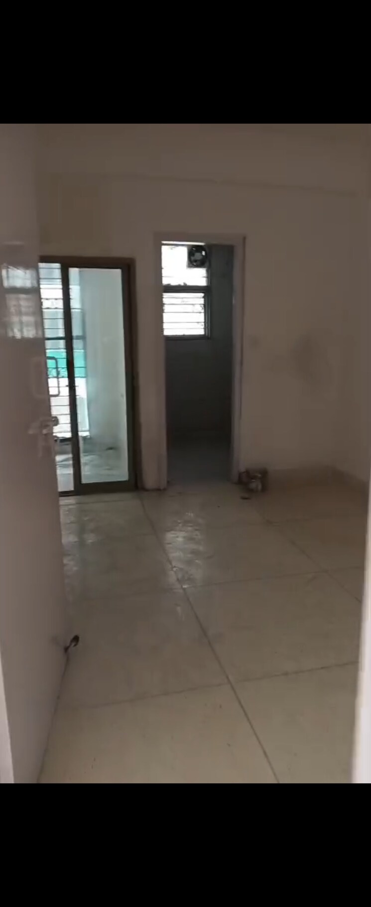 Room, sector 10 dwarka 2 Bedroom 1550 Sq.Ft. Apartment In Sector 10 Dwarka Delhi 9786855