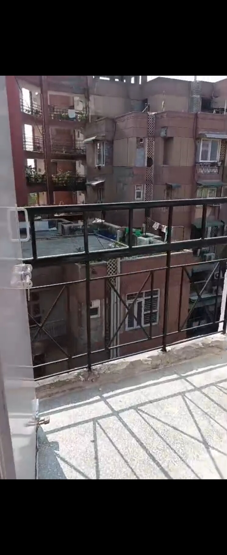 Balcony, sector 10 dwarka 2 Bedroom 1550 Sq.Ft. Apartment In Sector 10 Dwarka Delhi 9786855